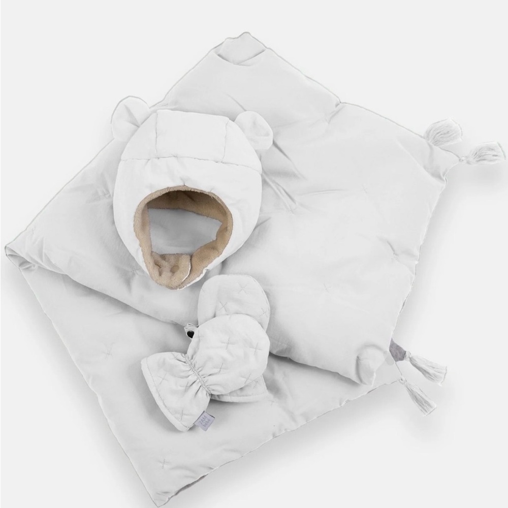 NWT 7AM Enfant Baby Gift-set: 0-6 Cub Set Airy White | Mitten, Hat & Blanket